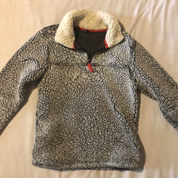 Women’s Fuzzy Sherpa Pullover Quarter Zip - Picture 1 of 3